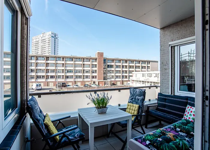 Tara At The With Private Parking *