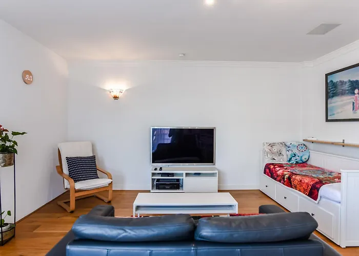 Apartament Tara At The With Private Parking